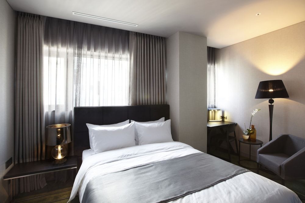Best Louis Hamilton Hotel Haeundae Superior Double Room (Parking: 5,000 KRW per car) 3