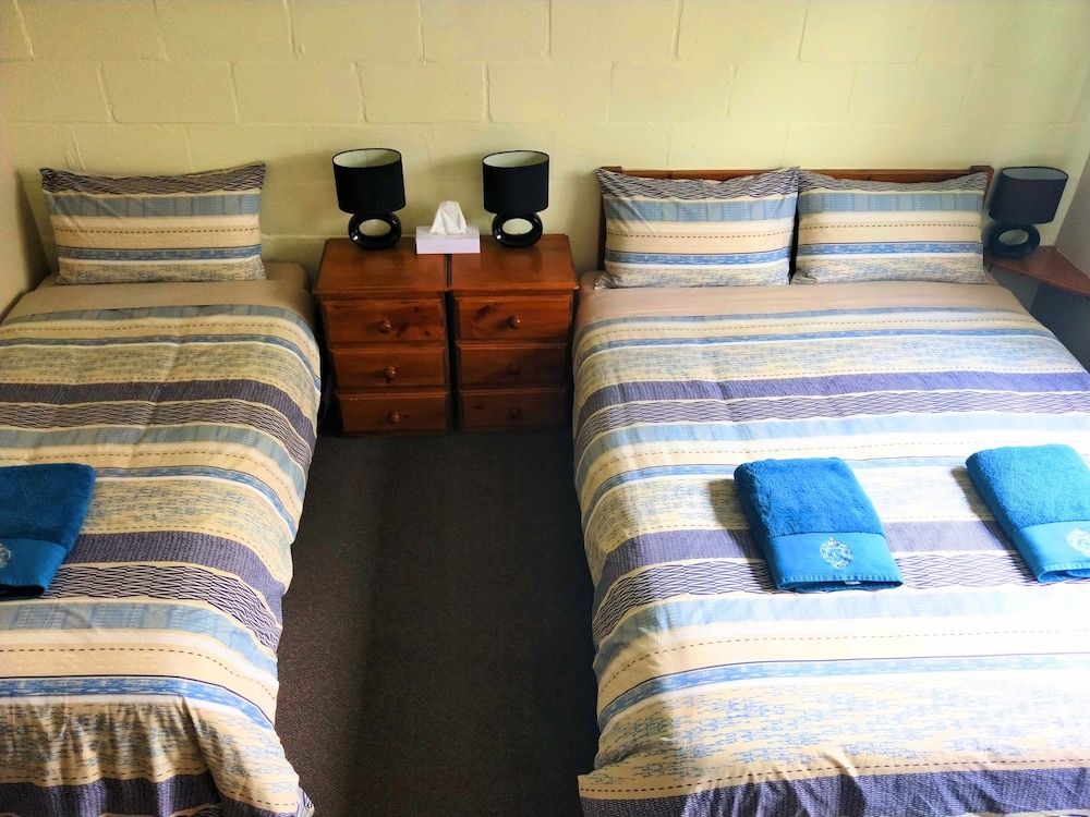 Twelve Apostles Motel & Country Retreat Twin Bed Room Non Smoking Non Pet Friendly 2