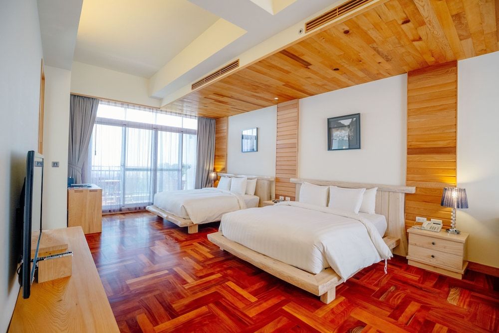 Bay Forest Boutique Hotel