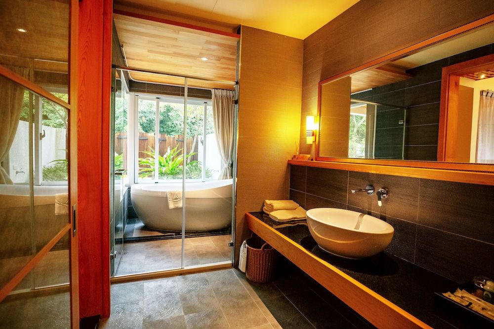 Bay Forest Boutique Hotel Deluxe Double Room 8