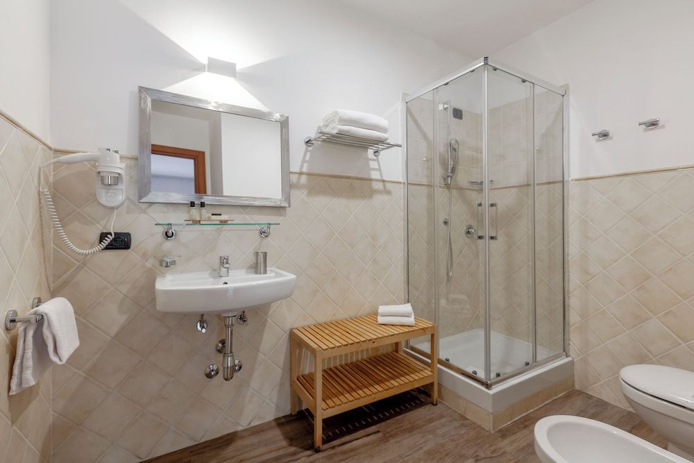 Inn Rome Rooms & Suites Deluxe Double Room 7