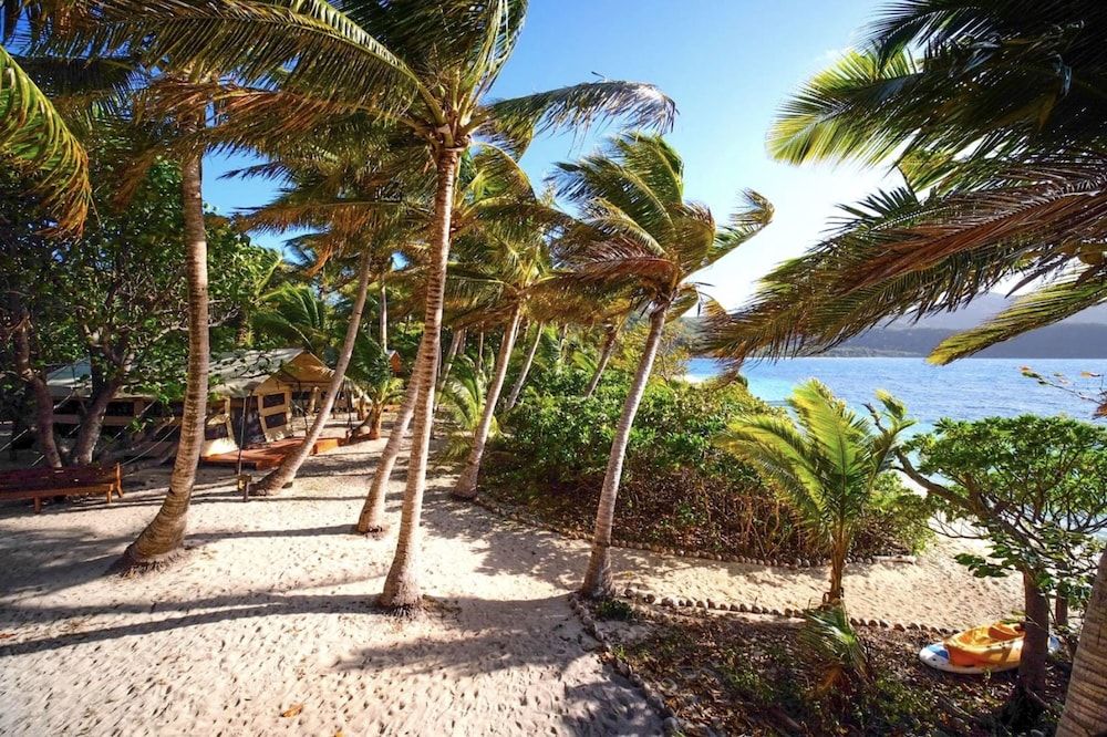 Barefoot Manta Island Resort and Marine Sanctuary VAI (Manta Ray) Beach Dorm 7