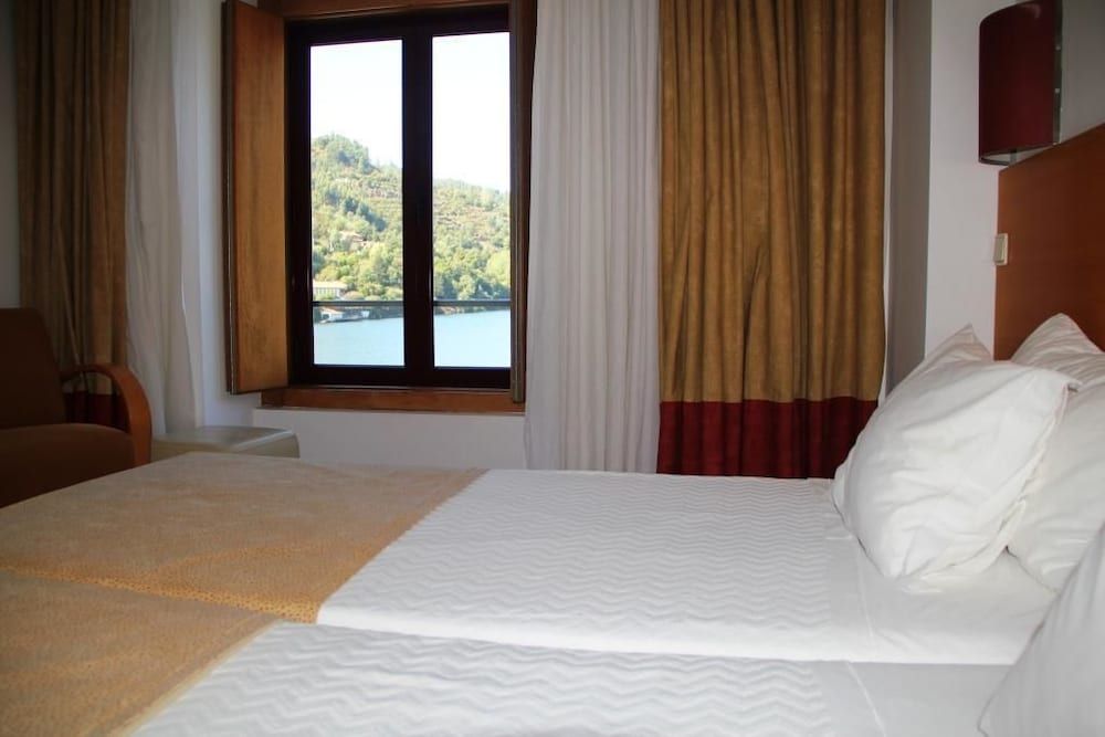 Standard Twin Room, River View