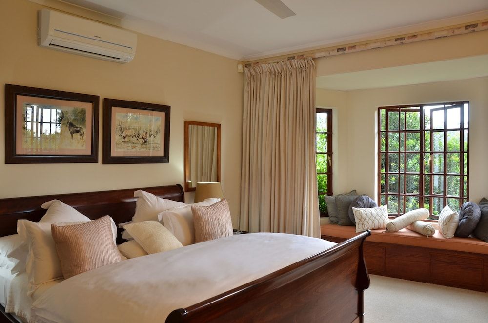 Highgrove House Executive Suite 3