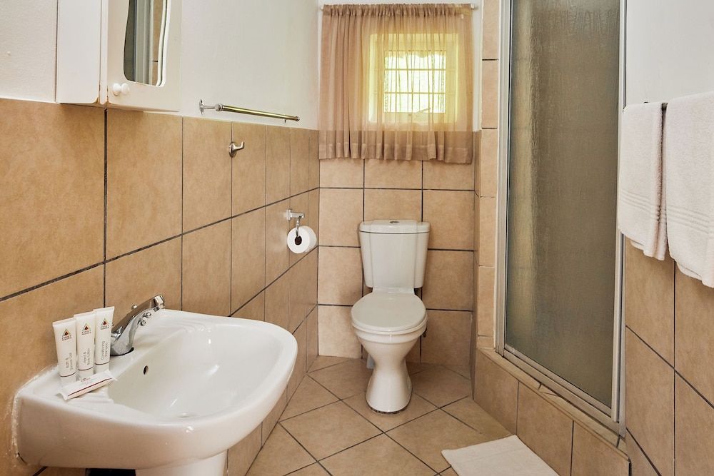 First Group Hole in the Wall Chalet, 1 Bedroom 3