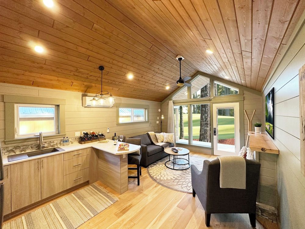 Crown Isle Resort and Golf Community Deluxe Cabin 3