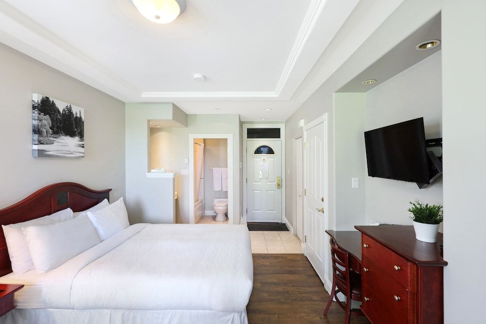 Crown Isle Resort and Golf Community Economy Single Room 2