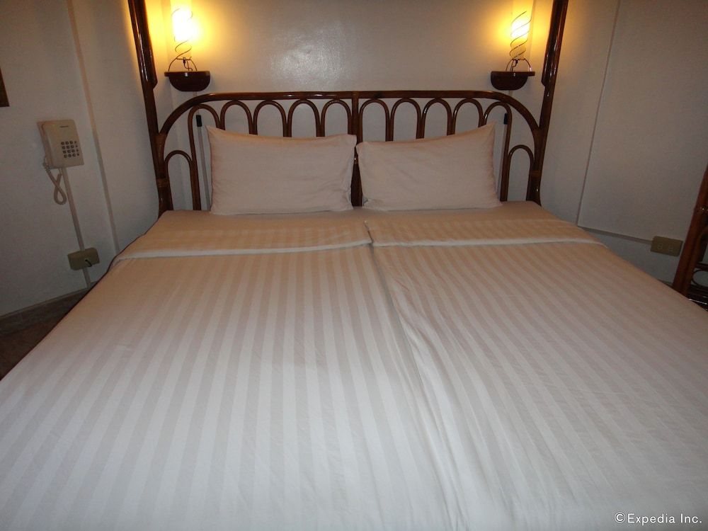 Dolce Vita Hotel Bahay Caseta 2