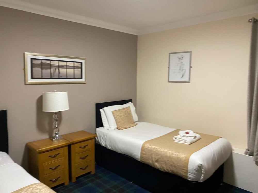 Standard Twin Room, Ensuite