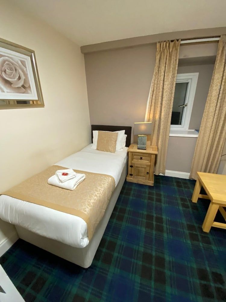 Standard Single Room, Shared Bathroom
