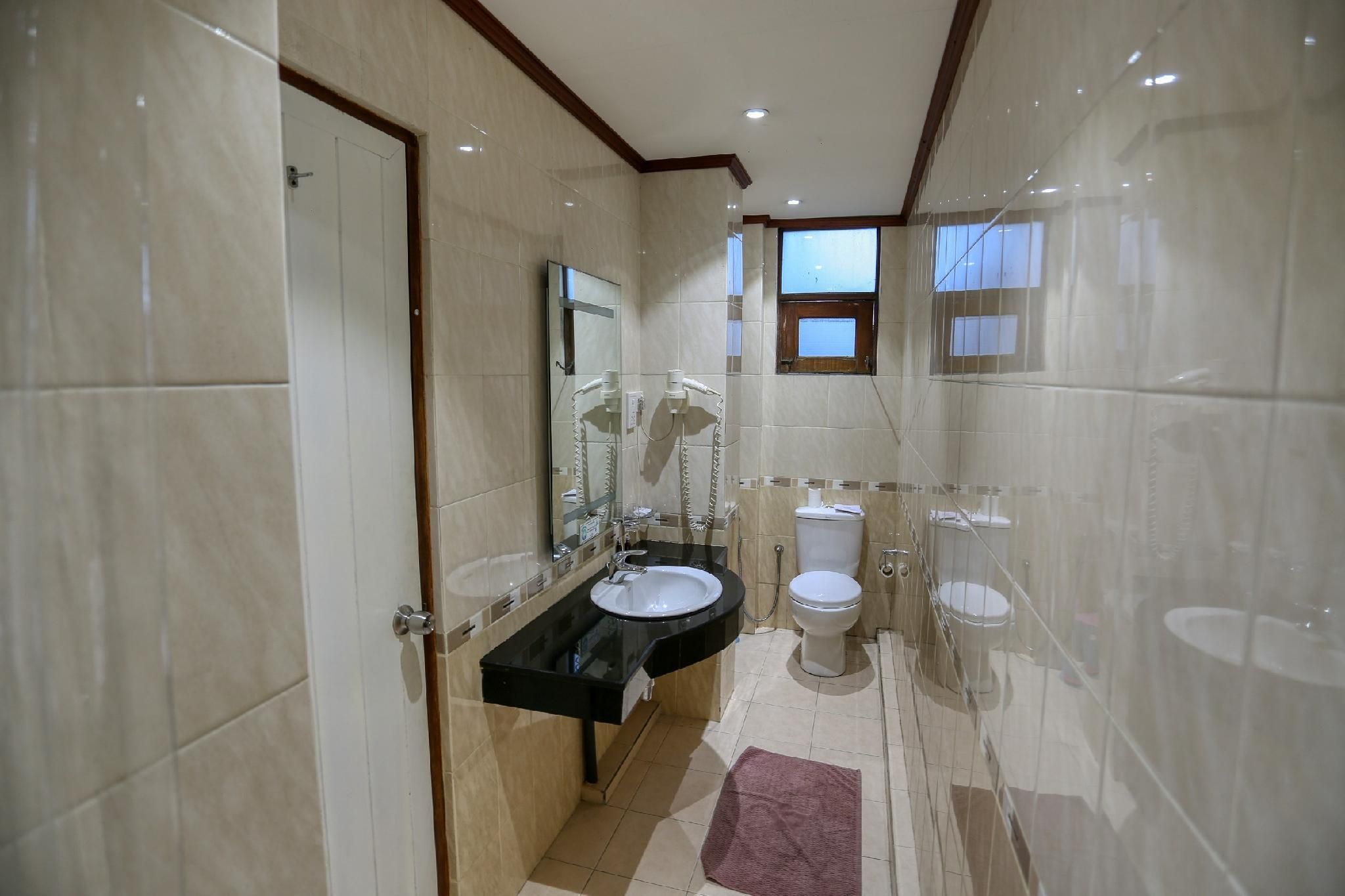 Colombo City Hotel Standard Double Room 4