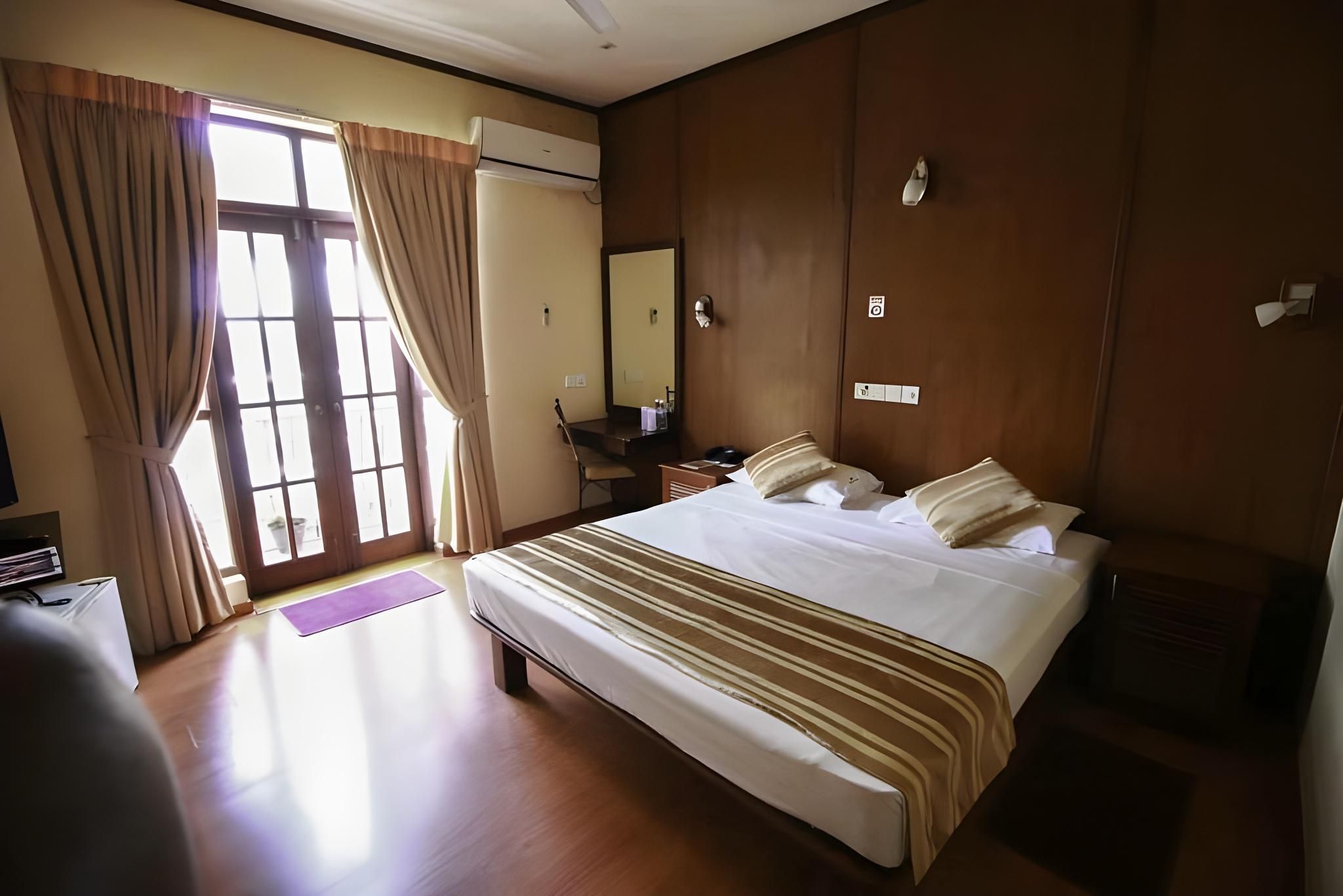 Colombo City Hotel Standard Double Room 2