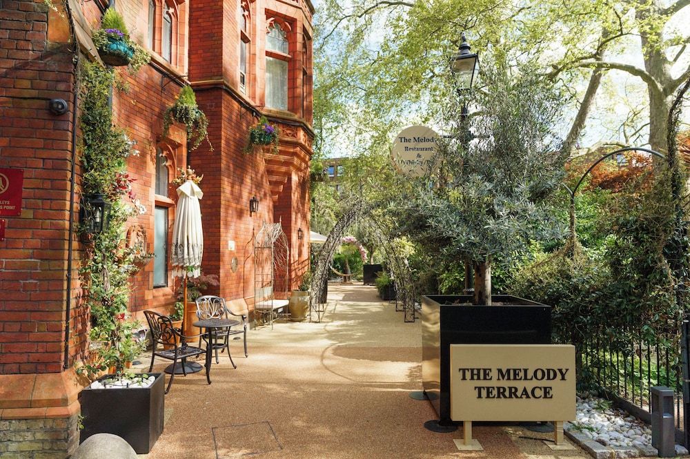 undefined St Paul's Hotel 6