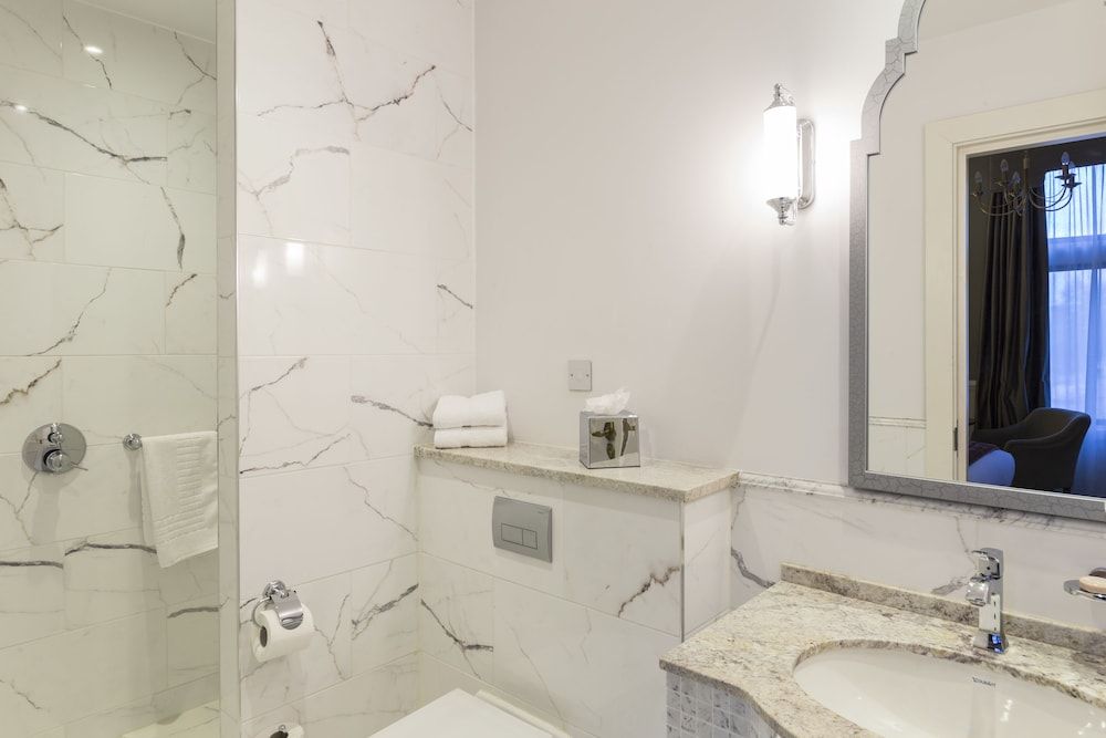 St Paul's Hotel Classic Double Room 5