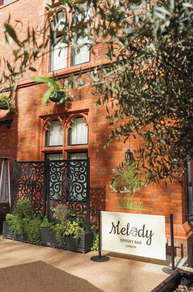 undefined St Paul's Hotel 7