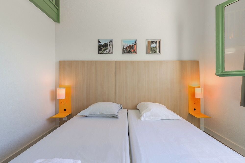 Classic Triple Room, 1 Bedroom, Terrace