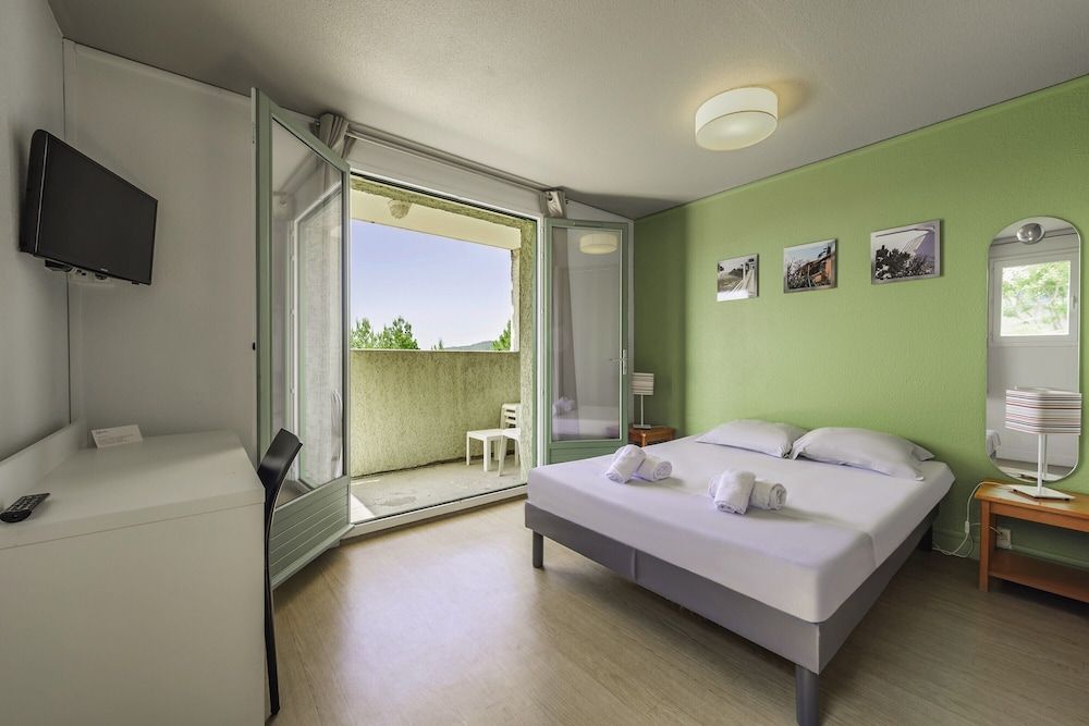 Classic Room, 2 Bedrooms, Terrace