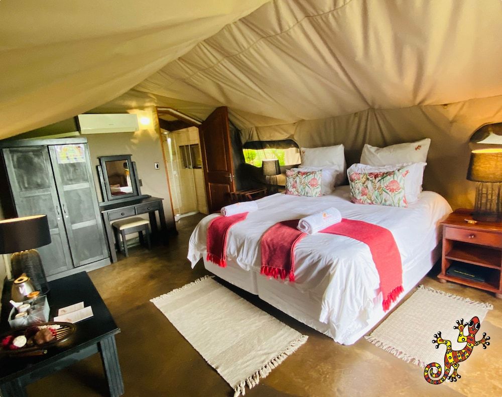 Luxury Tent, Ensuite, River View