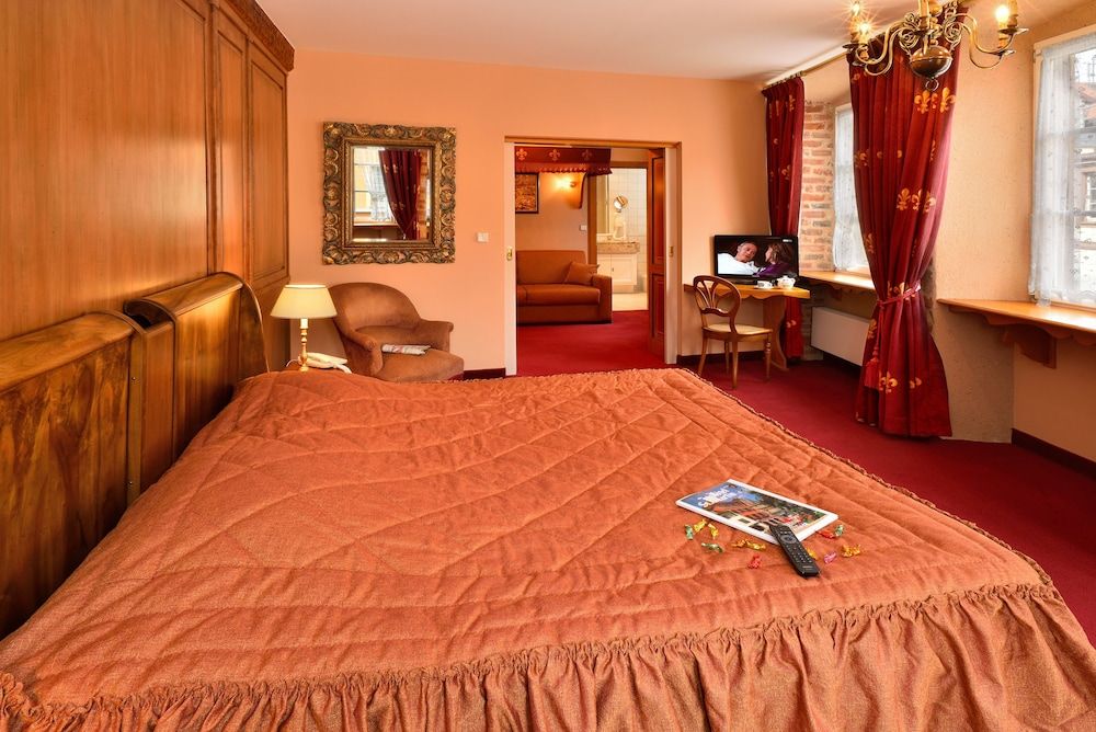 Hôtel Saint-Martin Suite (for 3)