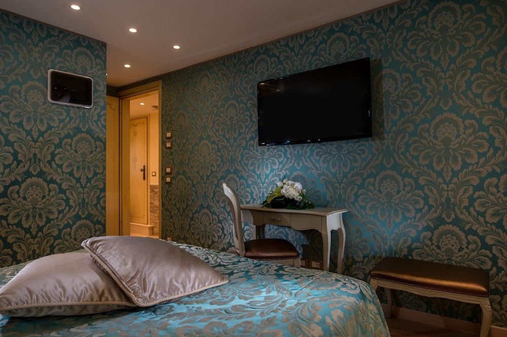 Hotel Ca Marinella Standard Double Room 6