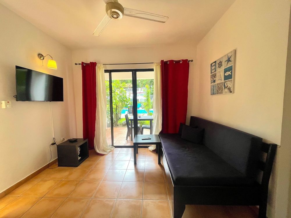 Hotel Coral Blanco Comfort Suite, 1 Bedroom, Balcony, Pool View 7