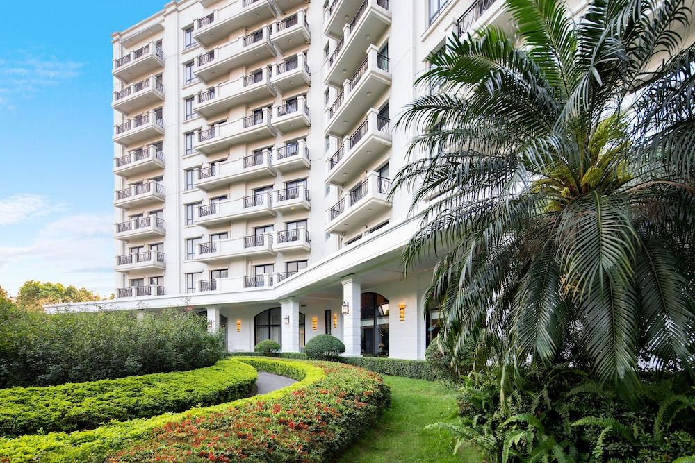 undefined Elegant Suites Westlake 3