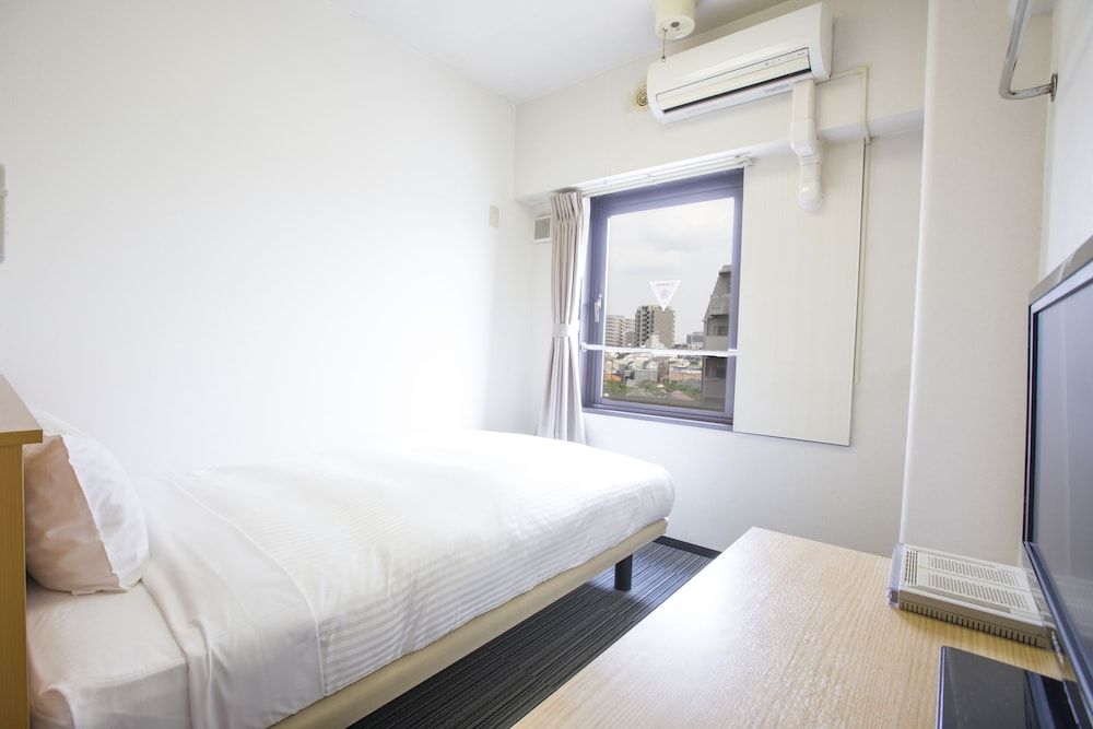 Economy Semi-Double room, Smoking (Cleaning is Optional with Additional Cost)