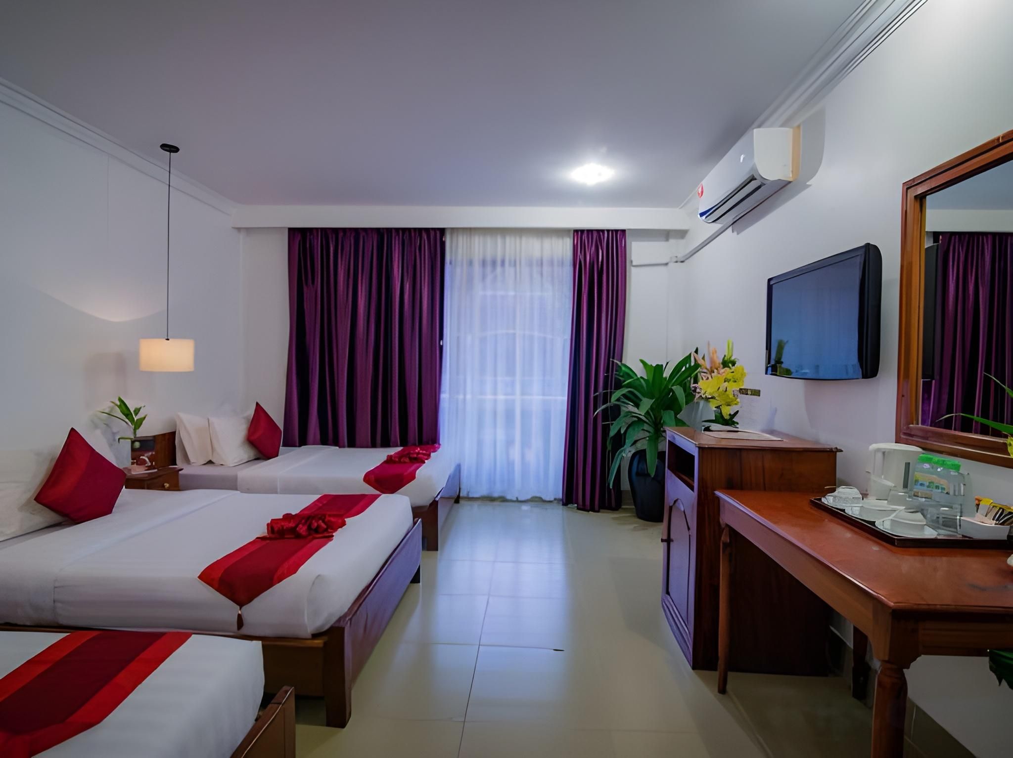 Superior Triple with Balcony