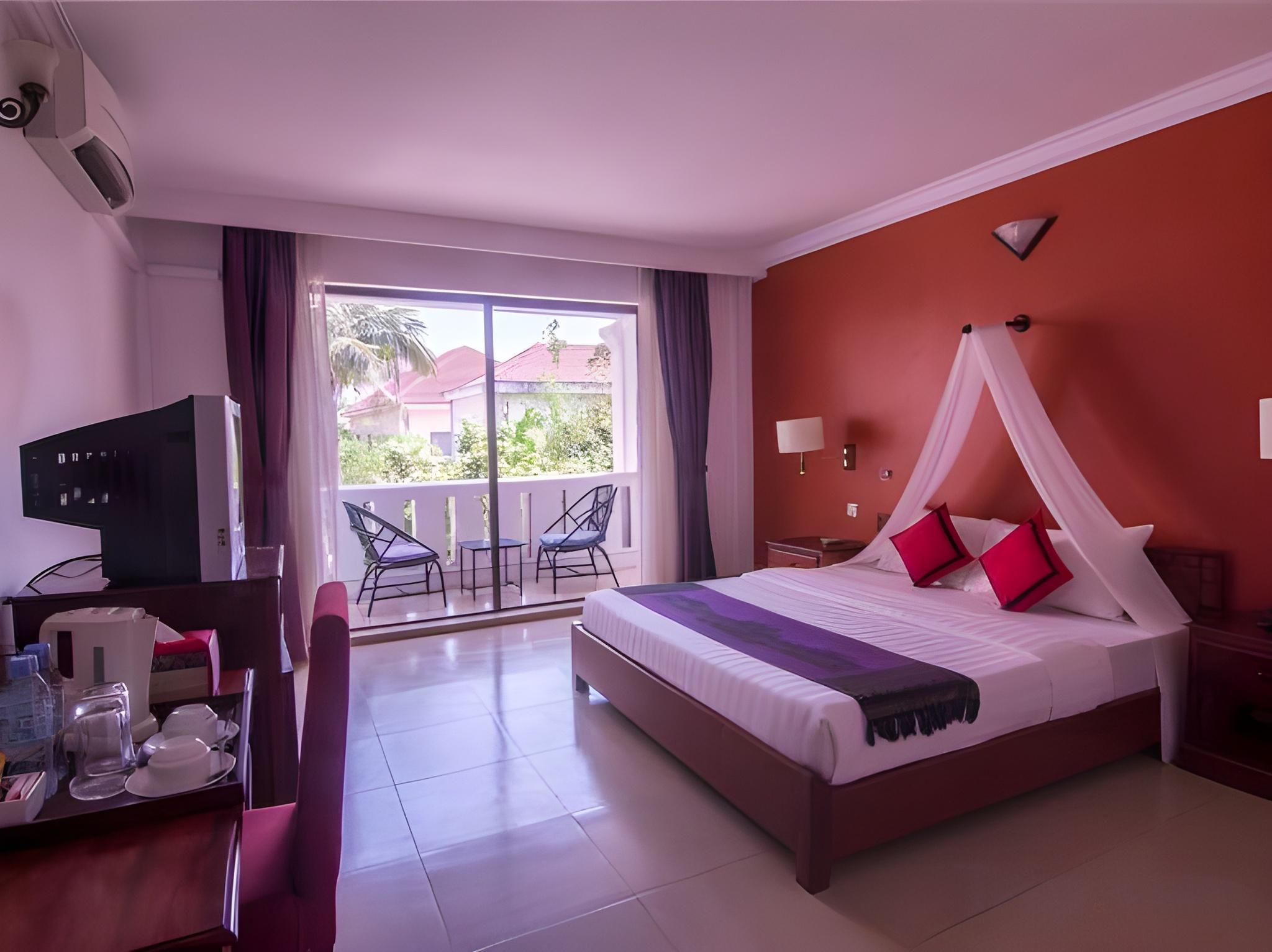 Superior Double Room with Balcony