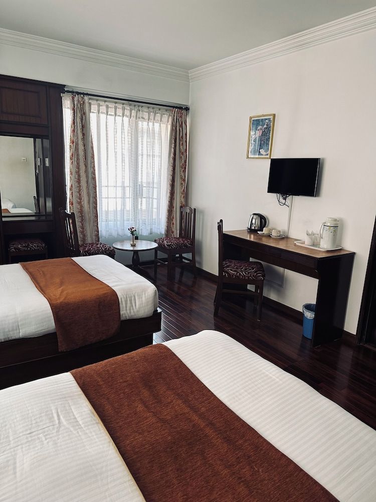 Fuji Hotel Deluxe Double or Twin Room 10