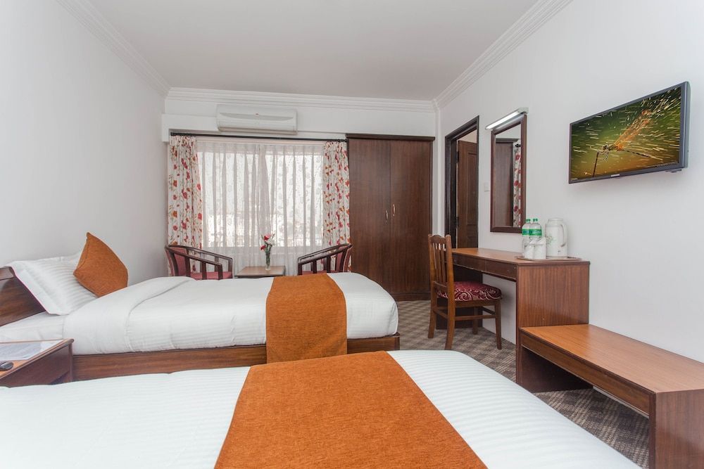 Fuji Hotel Deluxe Double or Twin Room 2