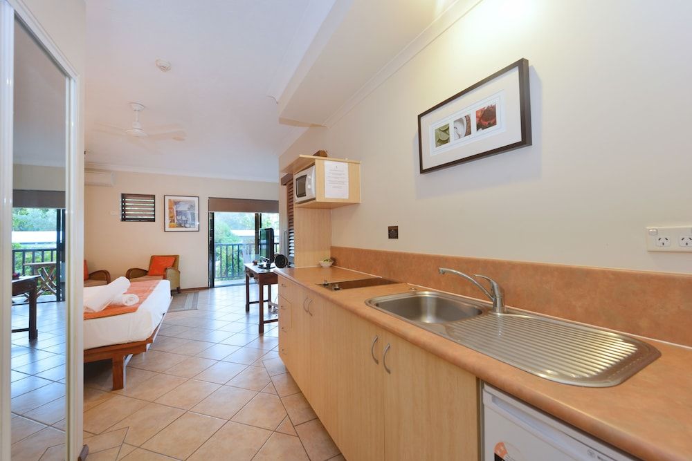 undefined Seascape Holidays- Hibiscus Apartment 3