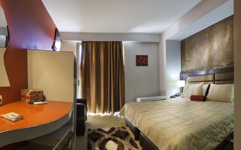 Single Room, City View