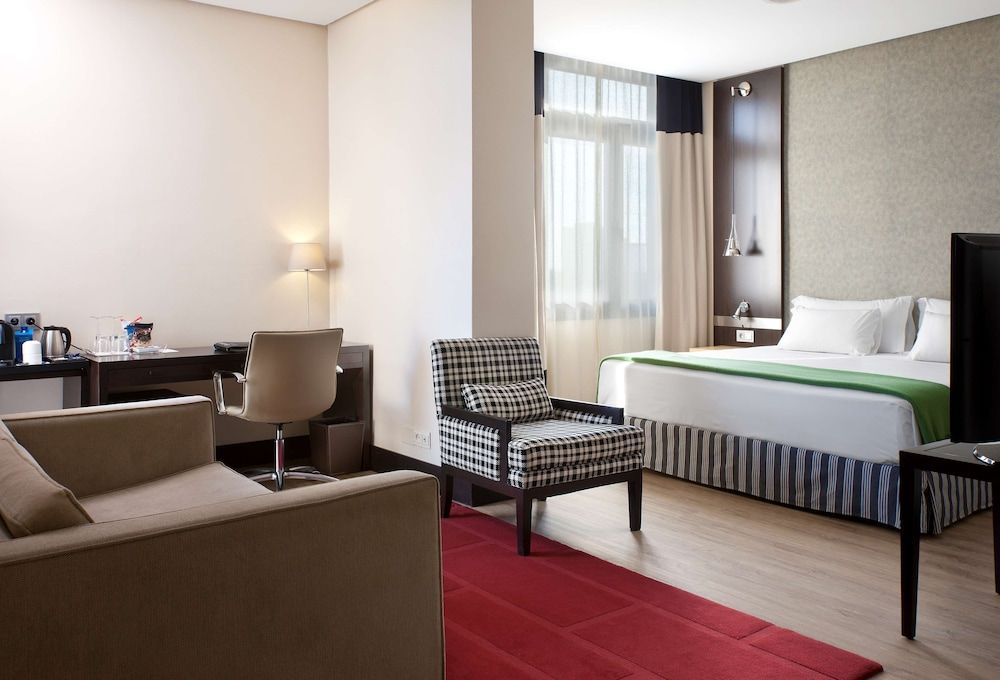 NH Avenida Jerez Junior Suite, Terrace 3