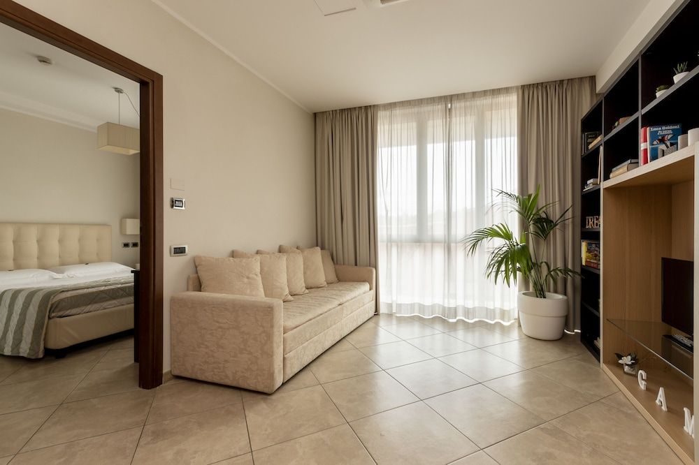 ApartHotel Anghel Superior Apartment 15