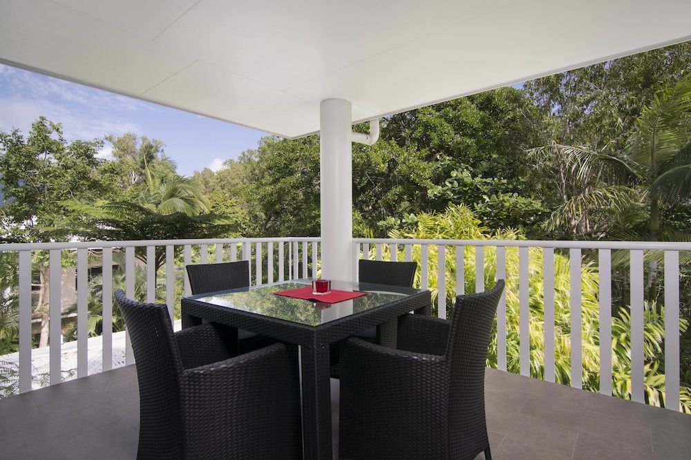 Port Douglas Outrigger Holiday Apartments Penthouse, 2 Bedrooms 11