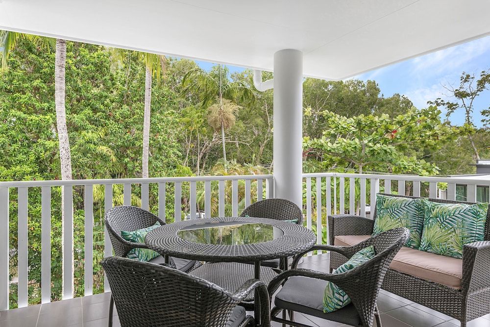 Port Douglas Outrigger Holiday Apartments Penthouse, 2 Bedrooms 10