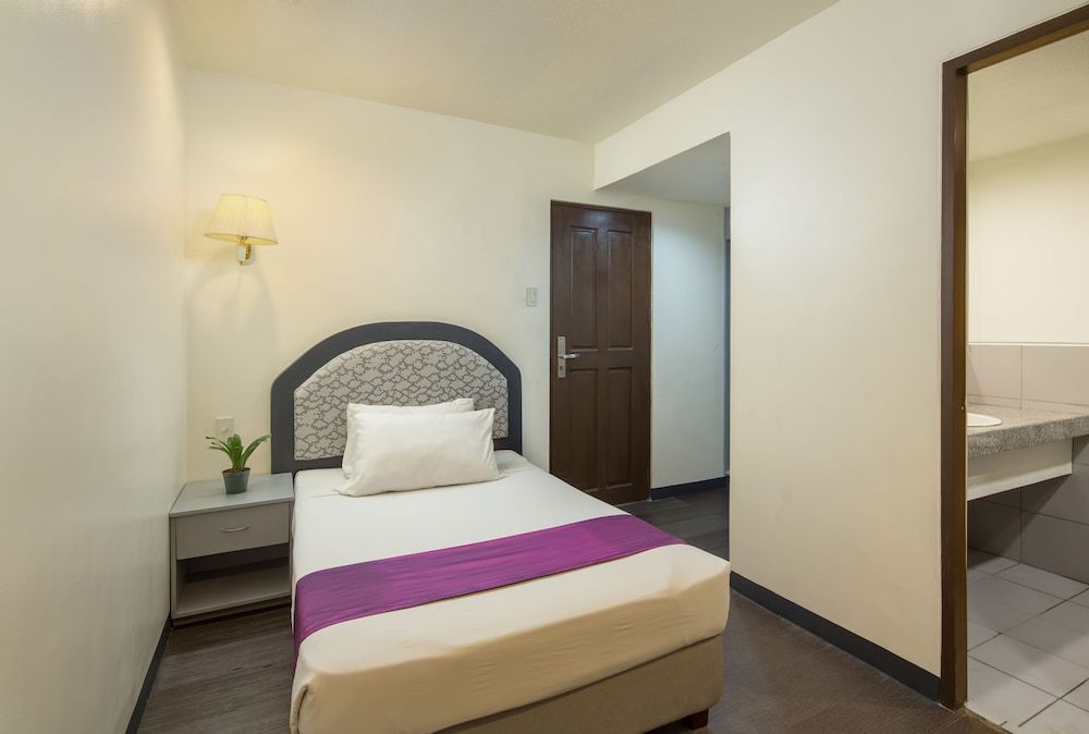 Standard Single Room, Non Smoking