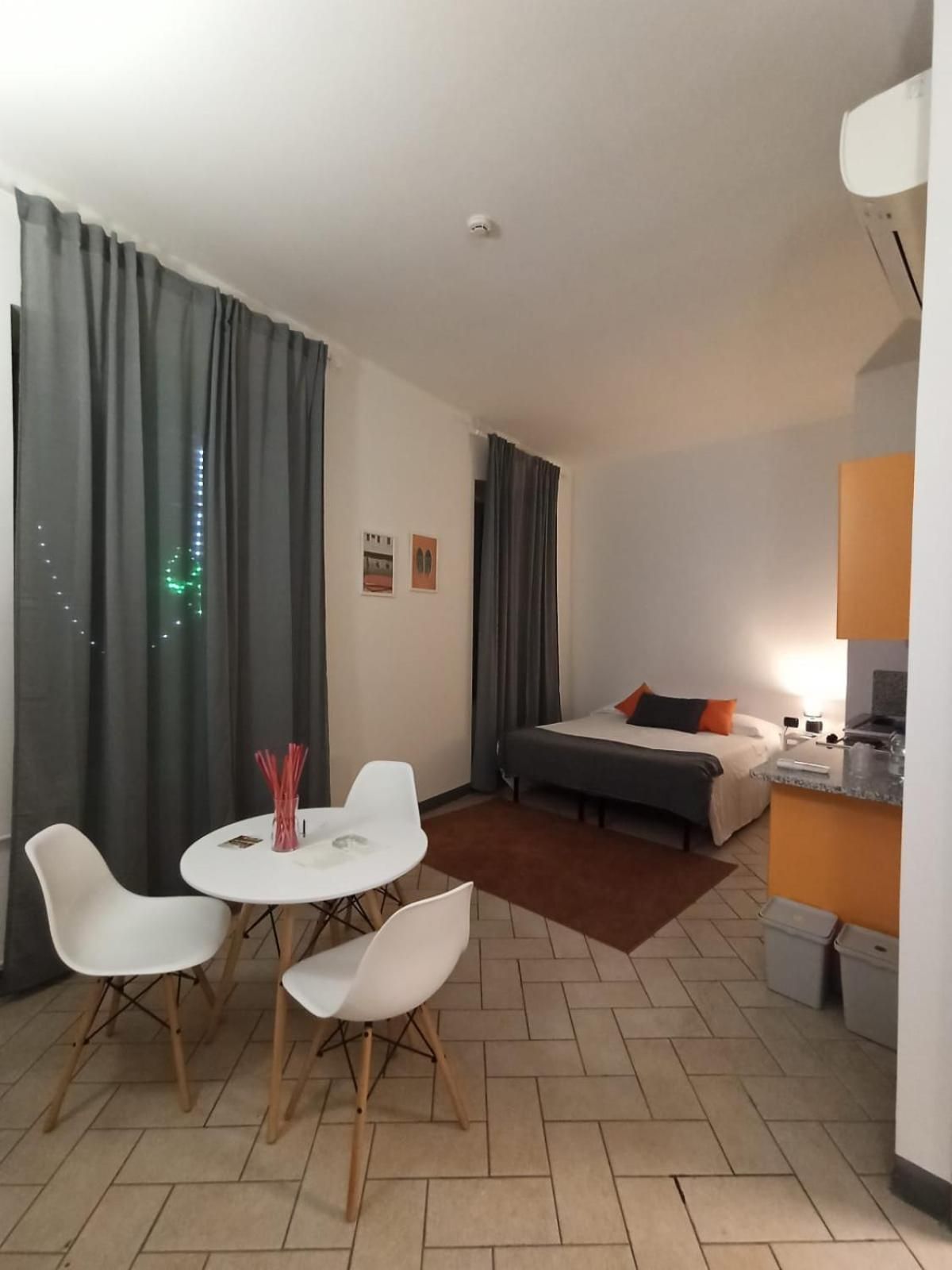 Family Studio - Annex
