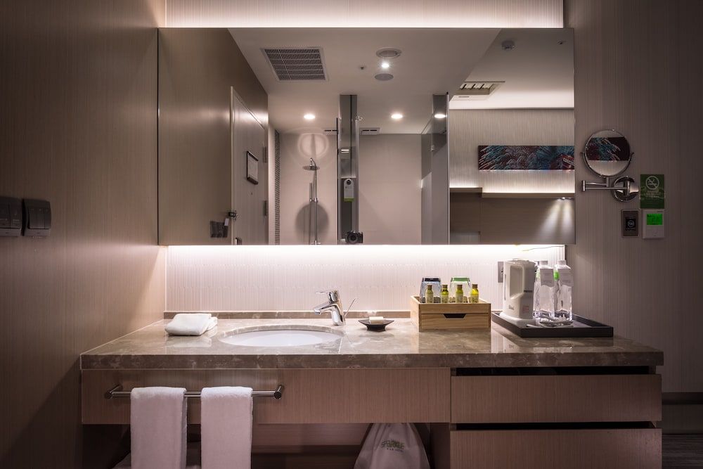 Taipei 101 SPARKLE Hotel Vogue Twin Room (No Window) 5