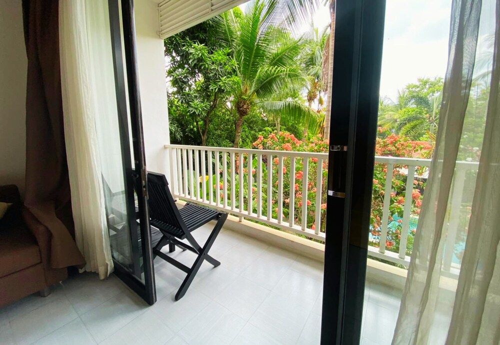 Ladear Angkor Boutique Hotel Deluxe Twin balcony with pool view 19