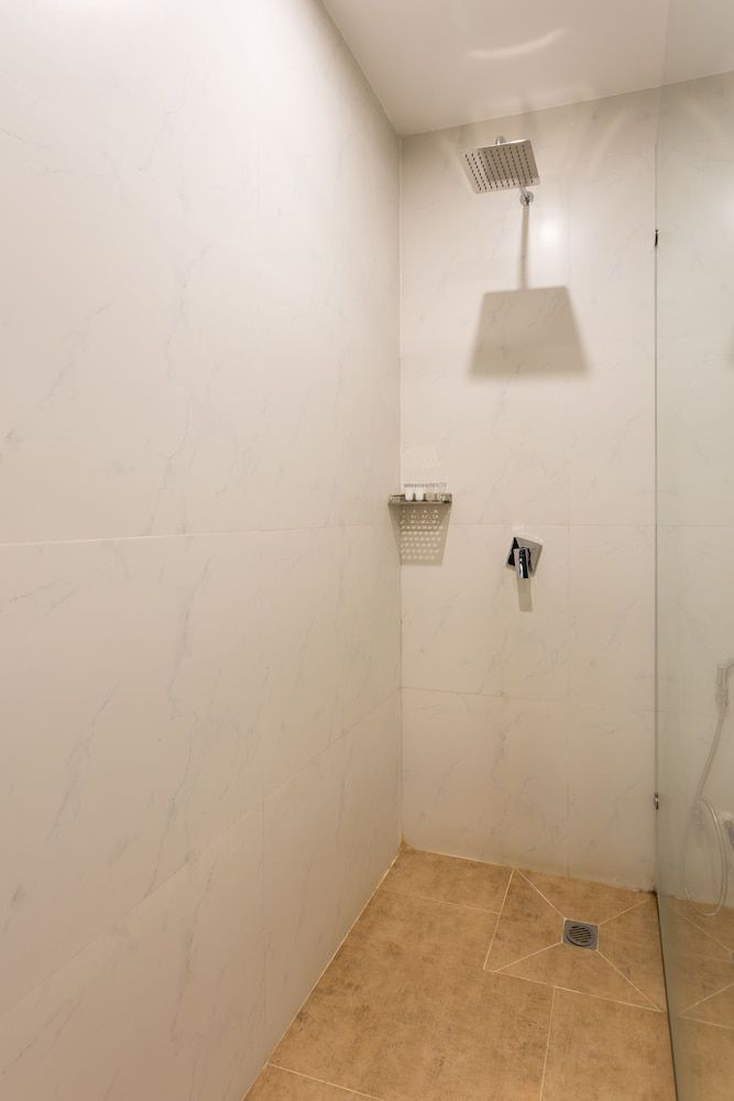 Ladear Angkor Boutique Hotel Deluxe Twin balcony with pool view 34