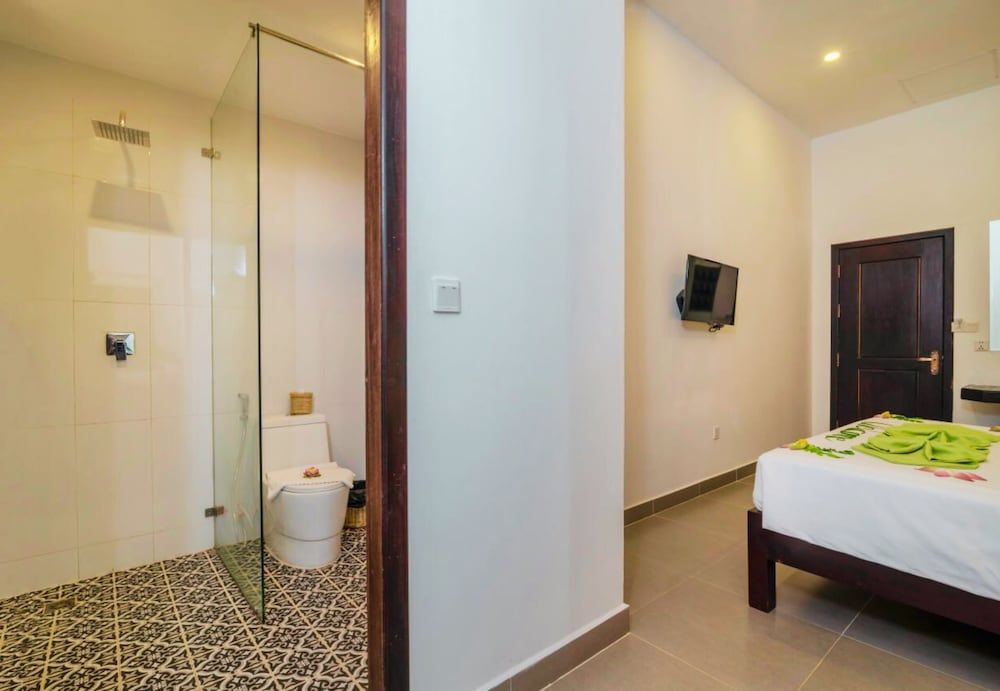 Ladear Angkor Boutique Hotel Deluxe Twin balcony with pool view 31