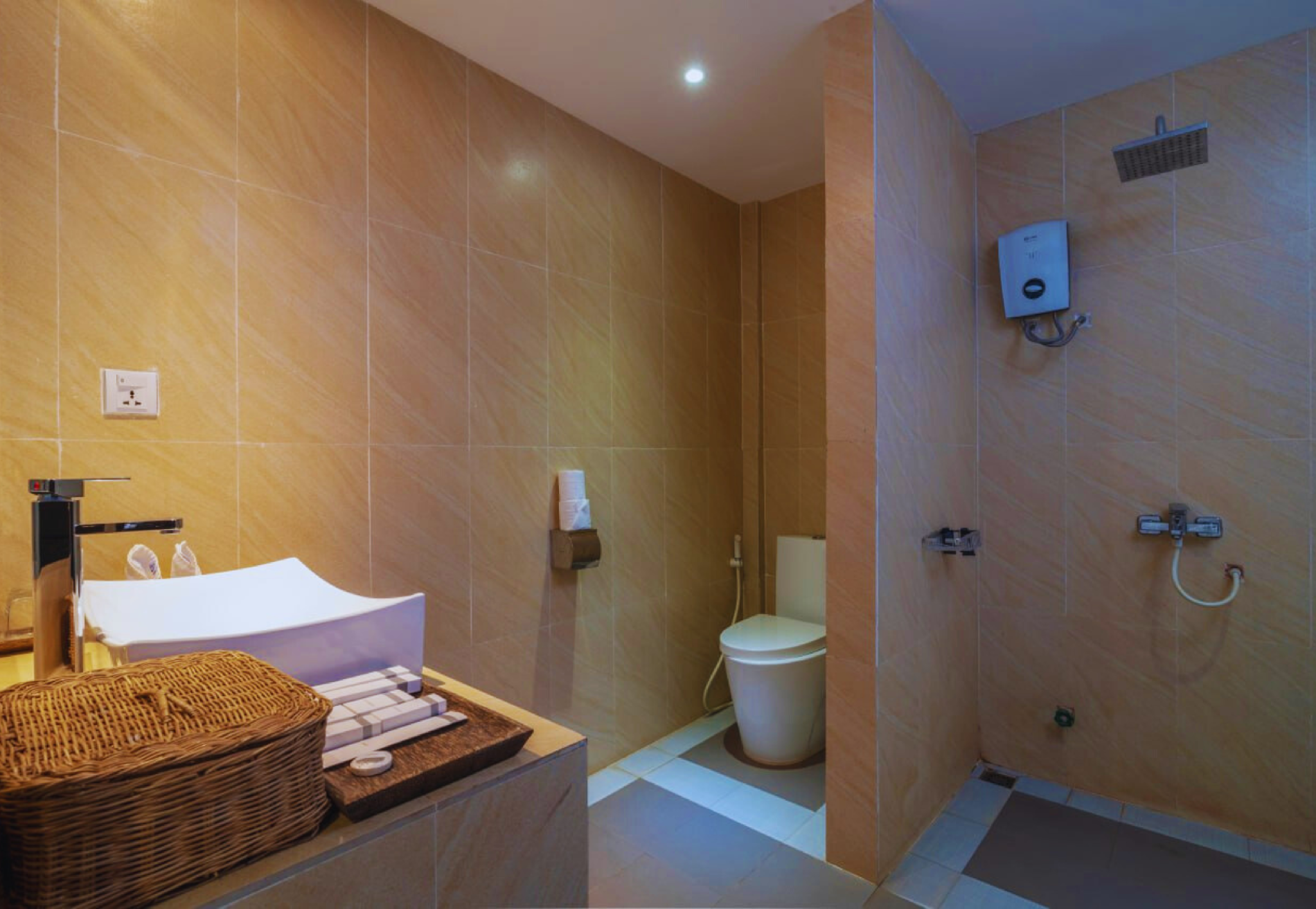 Deluxe Family Pool View