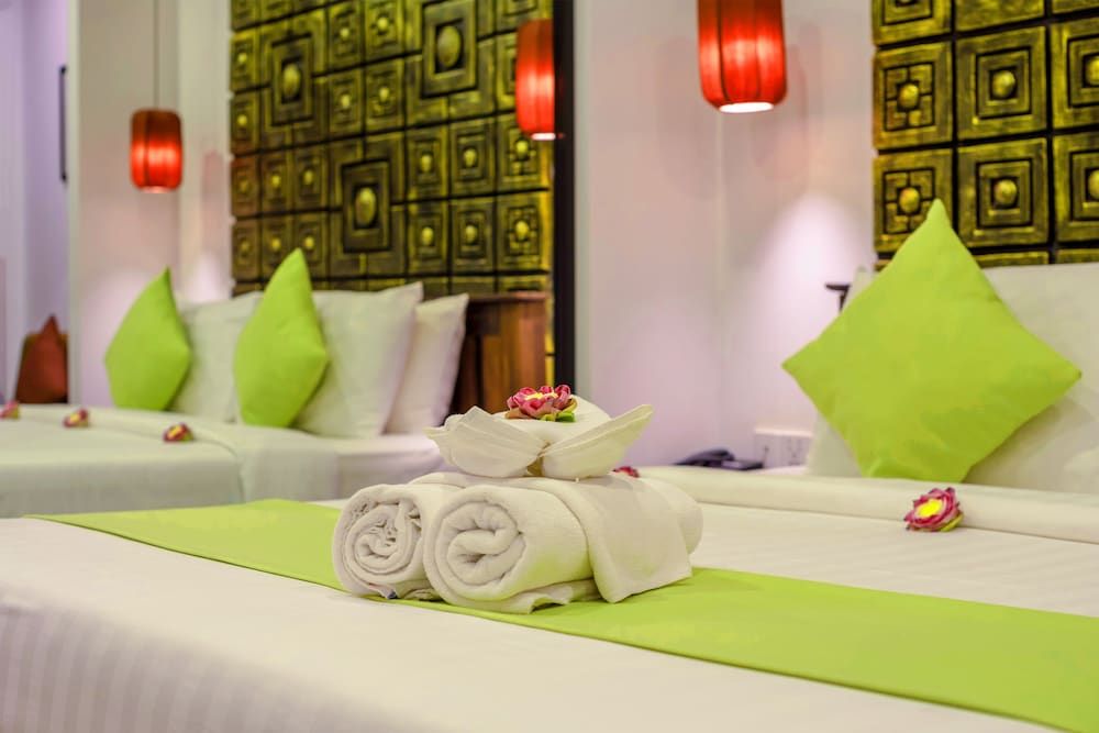 Ladear Angkor Boutique Hotel Deluxe Twin balcony with pool view 7