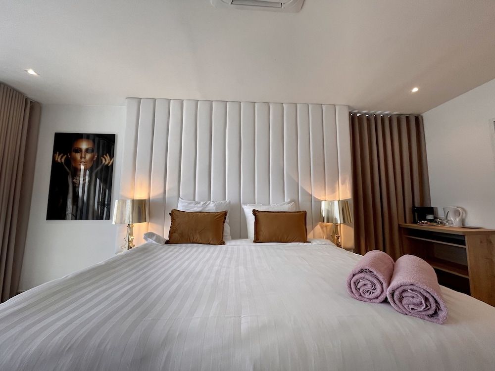 Saint Tropez Boutique Hotel Comfort Double Room, 1 King Bed, Sea View 2