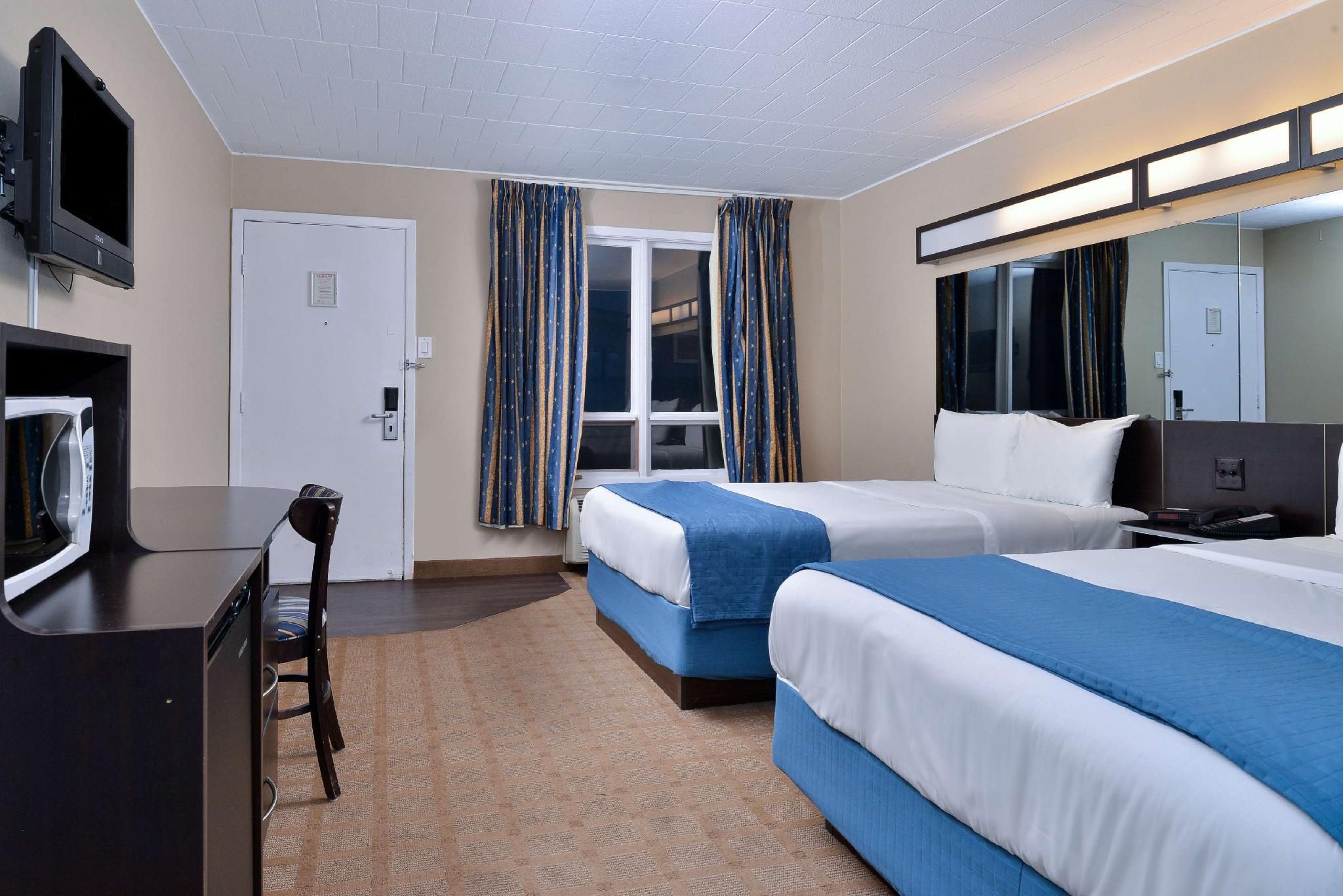 2 Queen Beds Non-Smoking