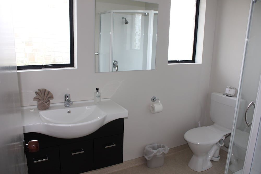 Cherylea Motel Two Bedroom Suite 5