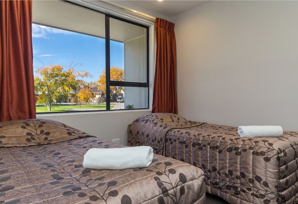 Cherylea Motel Two Bedroom Suite 3