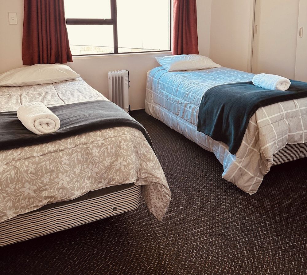 Cherylea Motel Two Bedroom Suite 2